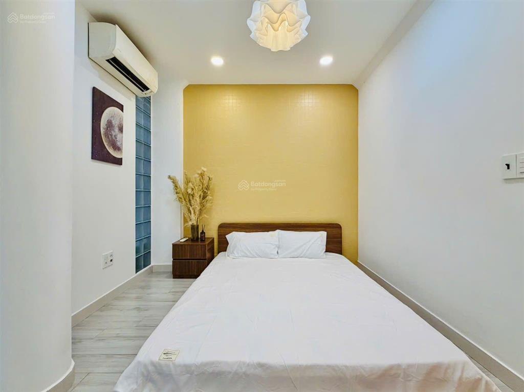 Siêu phẩm ngay chợ gò vấp  đại học công nghiệp đường nguyễn thái sơn  huỳnh khương an trệt 2 lầu