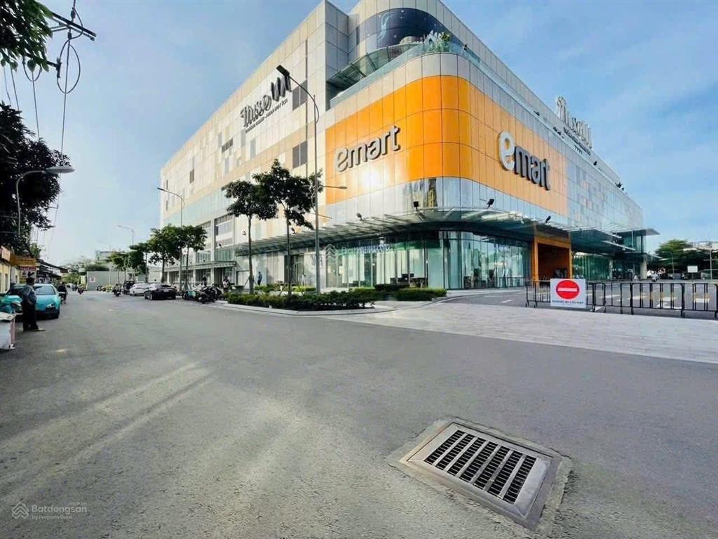 Bán lô đất vị trí đẹp xây chdv , ks , vp , biệt thự
 ngay đường quang trung phan huy ích kế emart