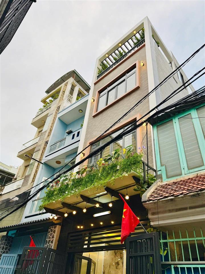 Lên sóng nhà đẹp cạnh emart phan huy ích, xe hơi ngủ trong nhà. đường số 44 phan huy ích gò vấp