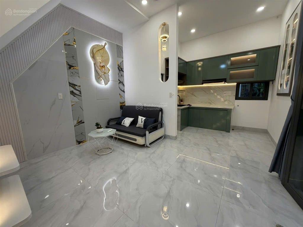Cần bán gấp nhà hẻm xe hơi đường bùi quang là, p12 gò vấp tp.hcm
nhà trệt lầu có 2 phòng ngủ rộng