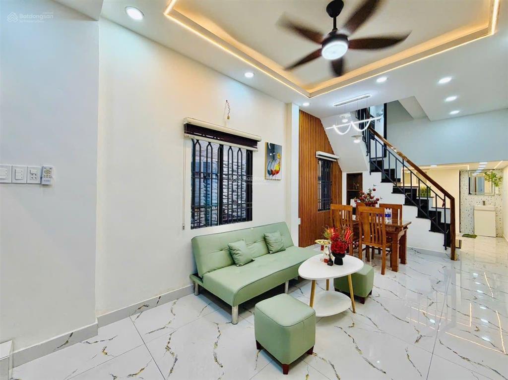 Căn minihouse có 3 phòng ngủ chỉ hơn 3 tỷ x.. nguyễn tư giản  p.12 gò vấp nhà trệt lửng lầu