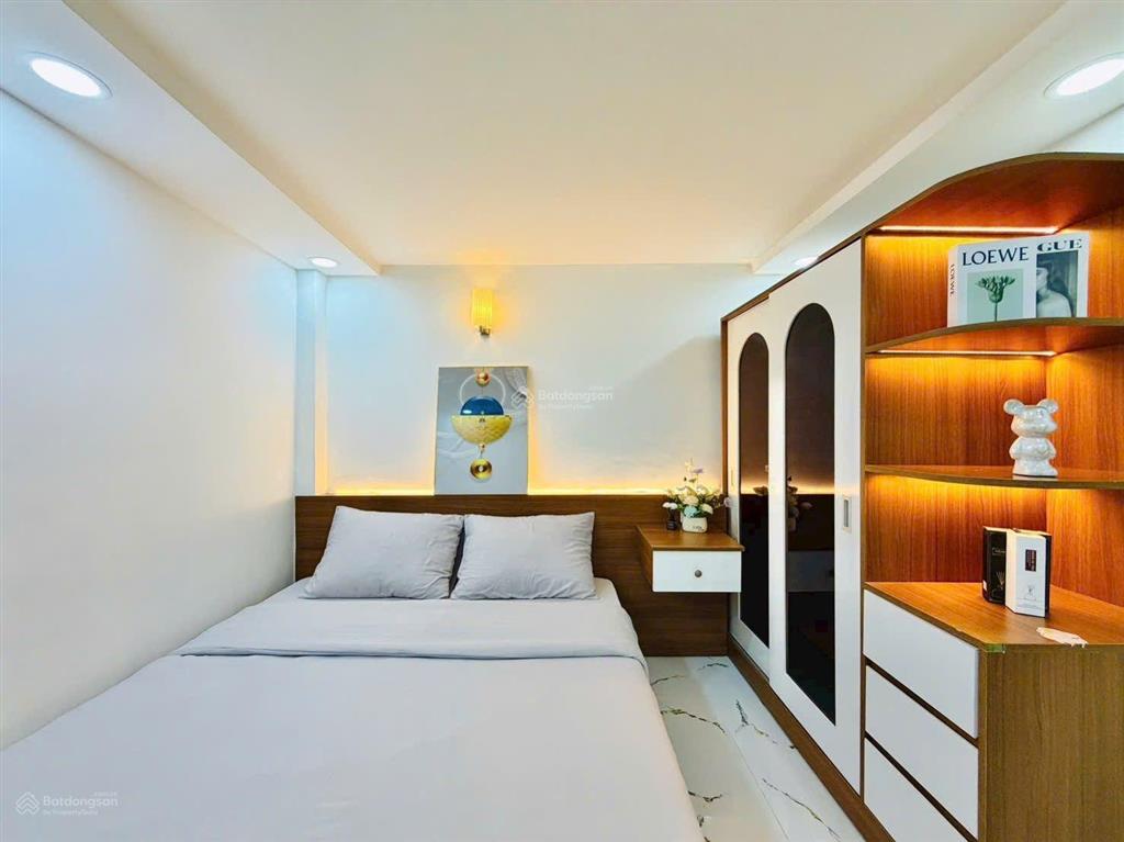 Căn minihouse có 3 phòng ngủ chỉ hơn 3 tỷ x.. nguyễn tư giản  p.12 gò vấp nhà trệt lửng lầu