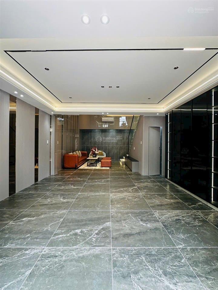 Nhà hẻm xe hơi thông 4m  có phòng ngủ master
 đường quang trung p8 gò vấp
 5 x 10 trệt lửng 3lầu