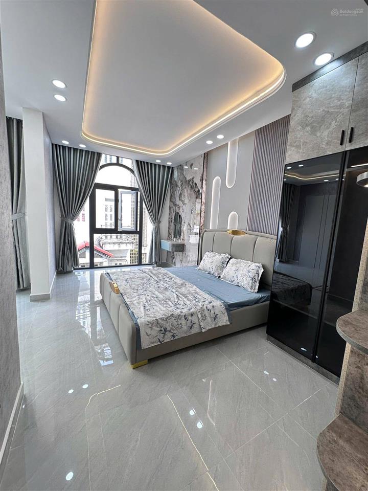Giảm giá gần 1ty bán gấp villa mini ngang 6x11 trệt 3 lầu 5 phòng ngủ hẻm xe hơi gần siêu thị emart