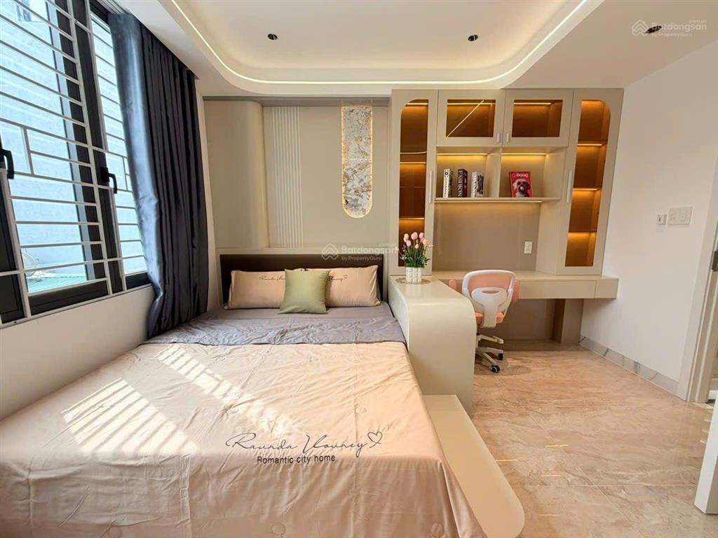 Giảm mạnh hơn 1tỷ chỉ còn hơn 8tỷ x...nhà xây mới 4x17 có thang máy đường quang trung,p8 gò vấp
