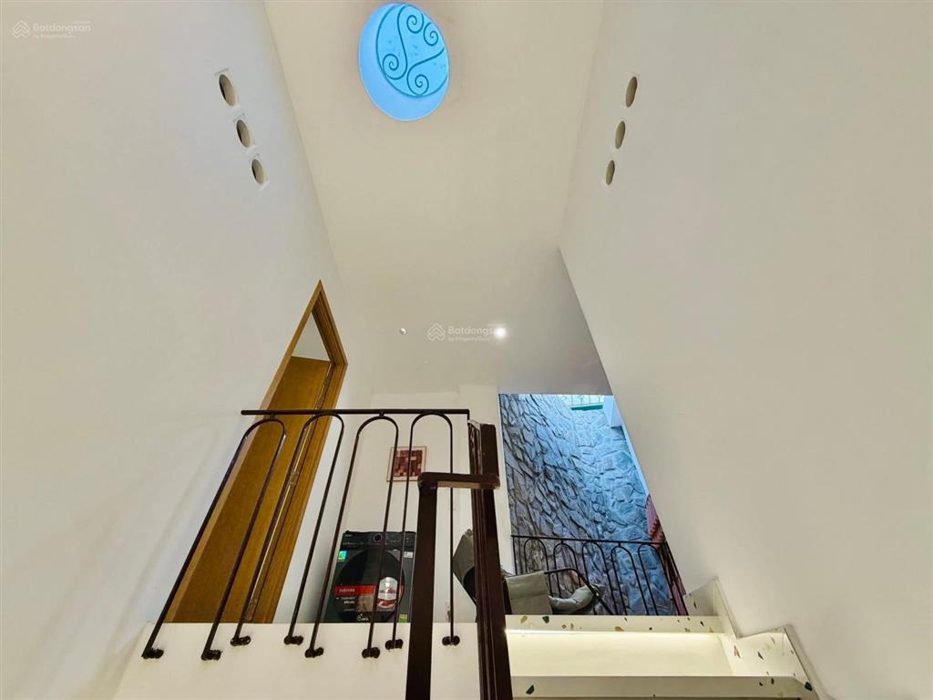 Căn villa  phong cách cực kỳ ấn tượng dt 5,3x15m trệt lầu 3pn đường số 59  p14, gò vấp cũ
