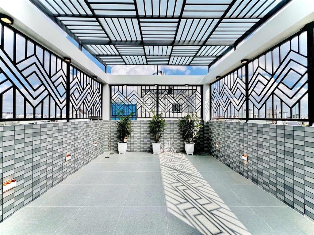Nhà phố quận gò vấp sát tân bình và gần nhà ga t3. liền kề chợ phạm văn bạch cổng sân golf hẻm 6m