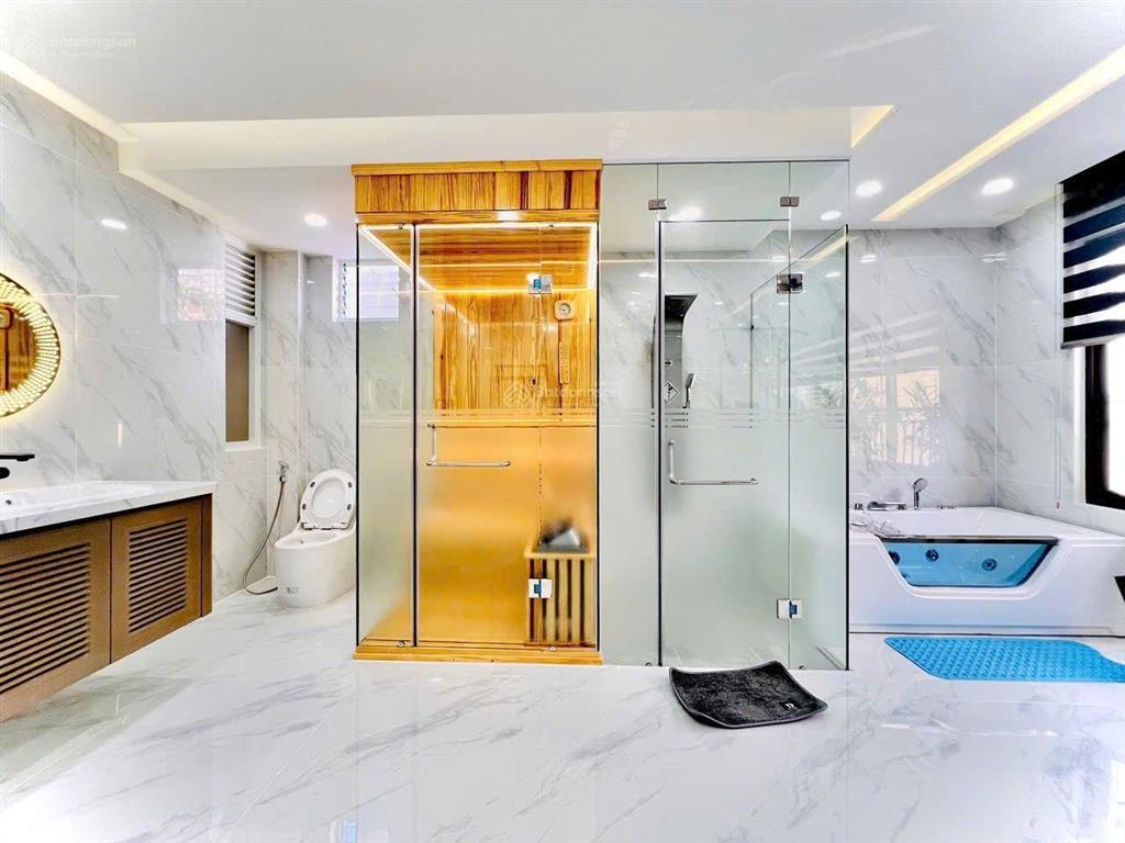 Nhà phố quận gò vấp sát tân bình và gần nhà ga t3. liền kề chợ phạm văn bạch cổng sân golf hẻm 6m