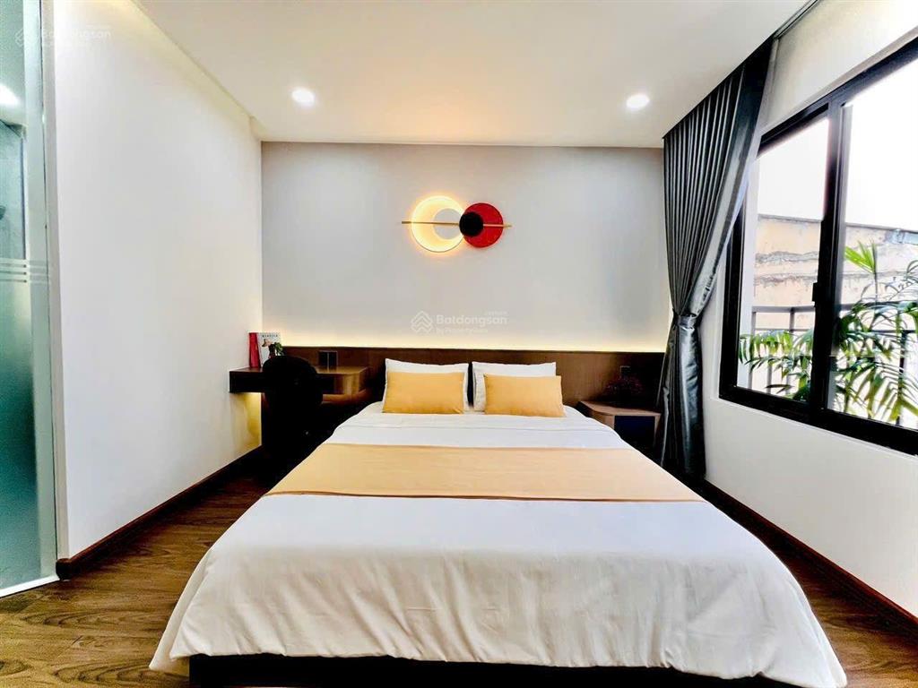 Nhà phố quận gò vấp sát tân bình và gần nhà ga t3. liền kề chợ phạm văn bạch cổng sân golf hẻm 6m