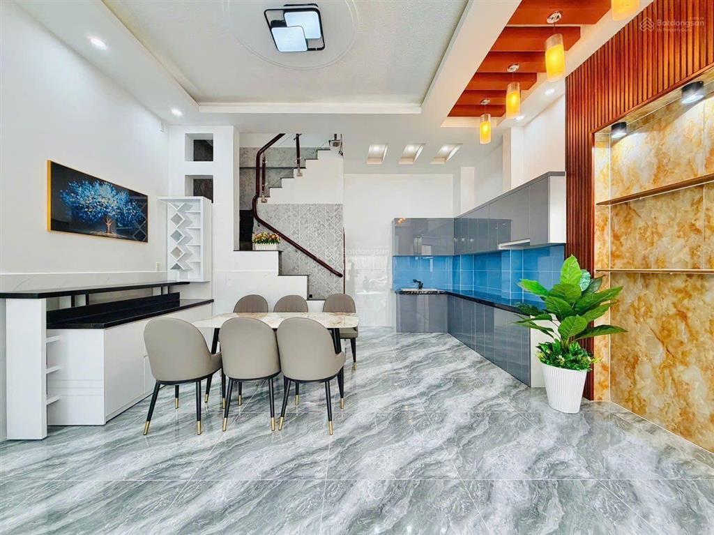 Lên sóng nhà đẹp ngang 5.3m có 4 pn gần cv làng hoa đường số 4 phạm văn chiêu p. 16 gò vấp