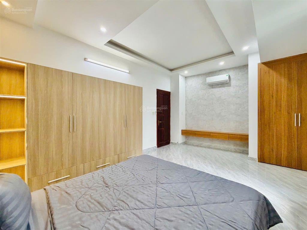 Lên sóng nhà đẹp ngang 5.3m có 4 pn gần cv làng hoa đường số 4 phạm văn chiêu p. 16 gò vấp