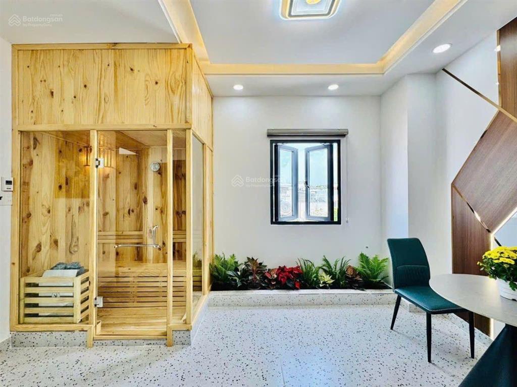 Cần bán gấp còn 1 căn hiếm có giảm mạnh hơn 1 tỷ căn góc 2 mặt tiền nhà xây mới có thang máy