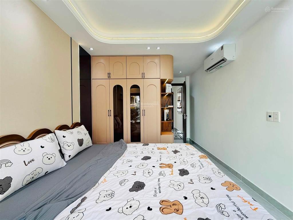 Lên sóng căn phố đẹp long lanh phân khúc giá 6,x tỉ tl vị trí phạm văn chiêu  p14 gò vấp