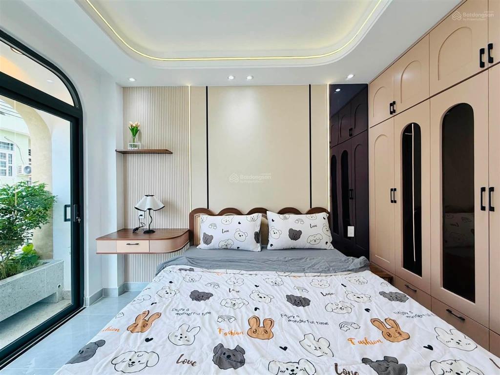 Lên sóng căn phố đẹp long lanh phân khúc giá 6,x tỉ tl vị trí phạm văn chiêu  p14 gò vấp