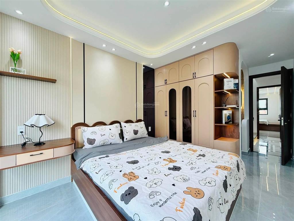 Lên sóng căn phố đẹp long lanh phân khúc giá 6,x tỉ tl vị trí phạm văn chiêu  p14 gò vấp