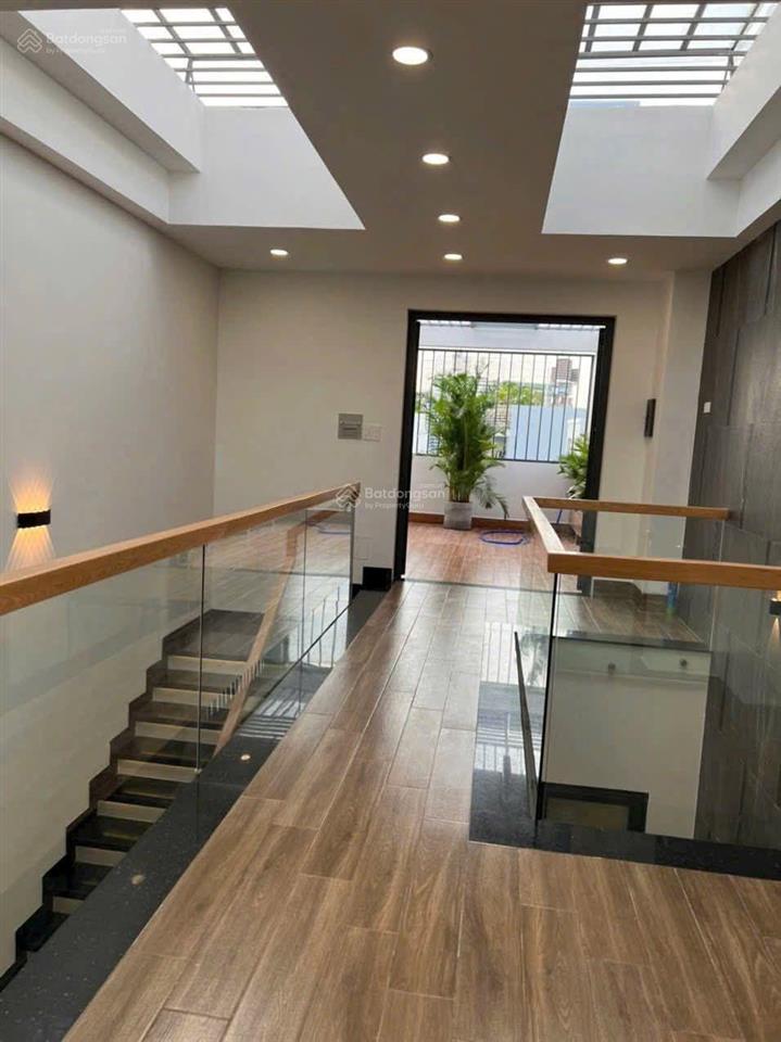 Vị trí cực đẹp sau mặt tiền quang trung nhà đường quang trung, p8 gò vấp diện tích 4x20 xây dựng