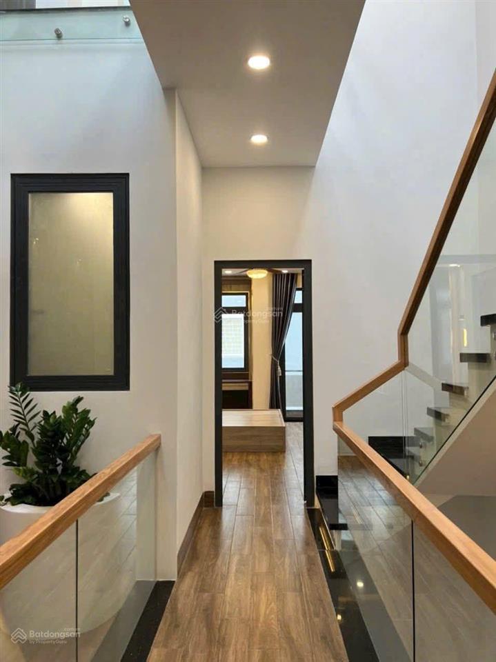 Vị trí cực đẹp sau mặt tiền quang trung nhà đường quang trung, p8 gò vấp diện tích 4x20 xây dựng