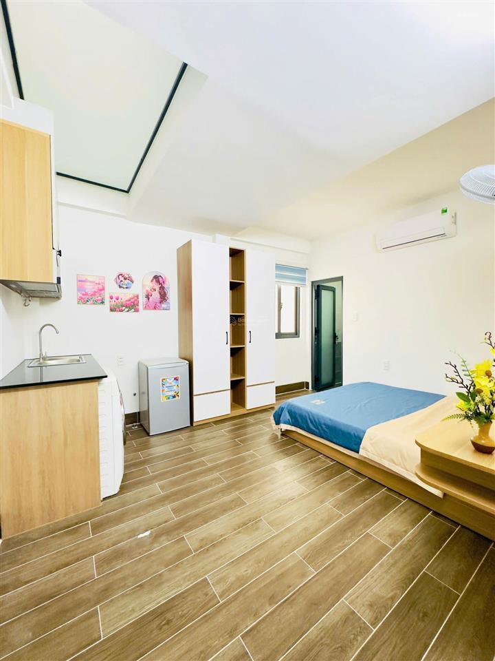 Căn hộ cao cấp có 10 phòng rộng rãi, thu nhập 50 triệu/tháng. giá chỉ hơn 10 tỷ