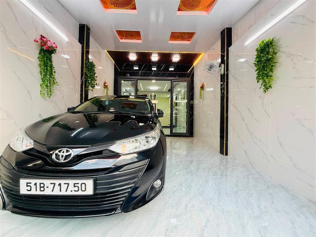 Vị trí siêu đẹp giá siêu rẻ cho chân dài thang máy một trục phan huy ích 4 x 20 trệt 5 lầu hẻm 10m