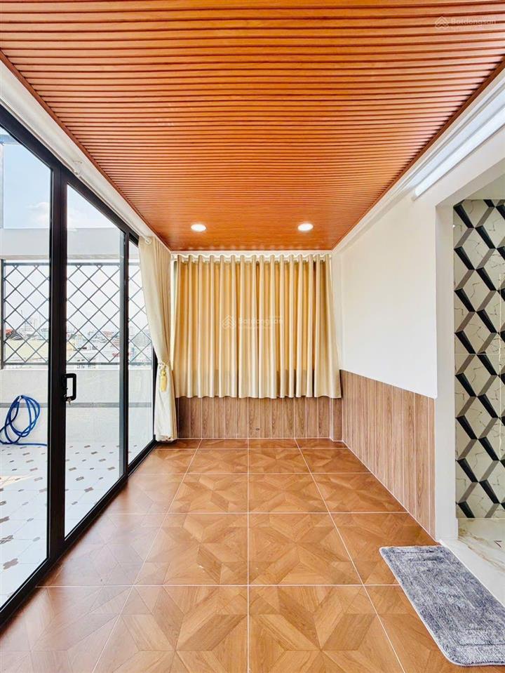 Siêu phẩm xây mới thiết kế có thang máy gần siêu thị emart2 ngang 4.2 x 18m trệt lửng 4 lầu xây mới
