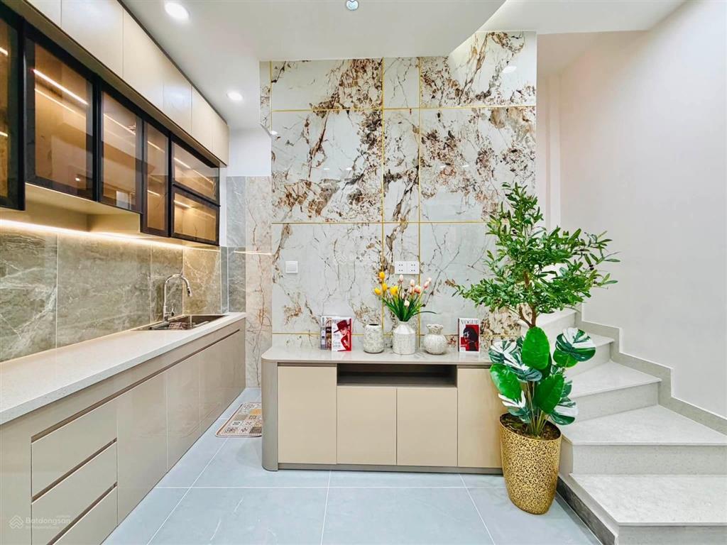 Lên sóng căn mini house 2 lầu hẻm 1 trục hẻm xe hơi  gần chợ hạnh thông tây quang trung p8 gò vấp