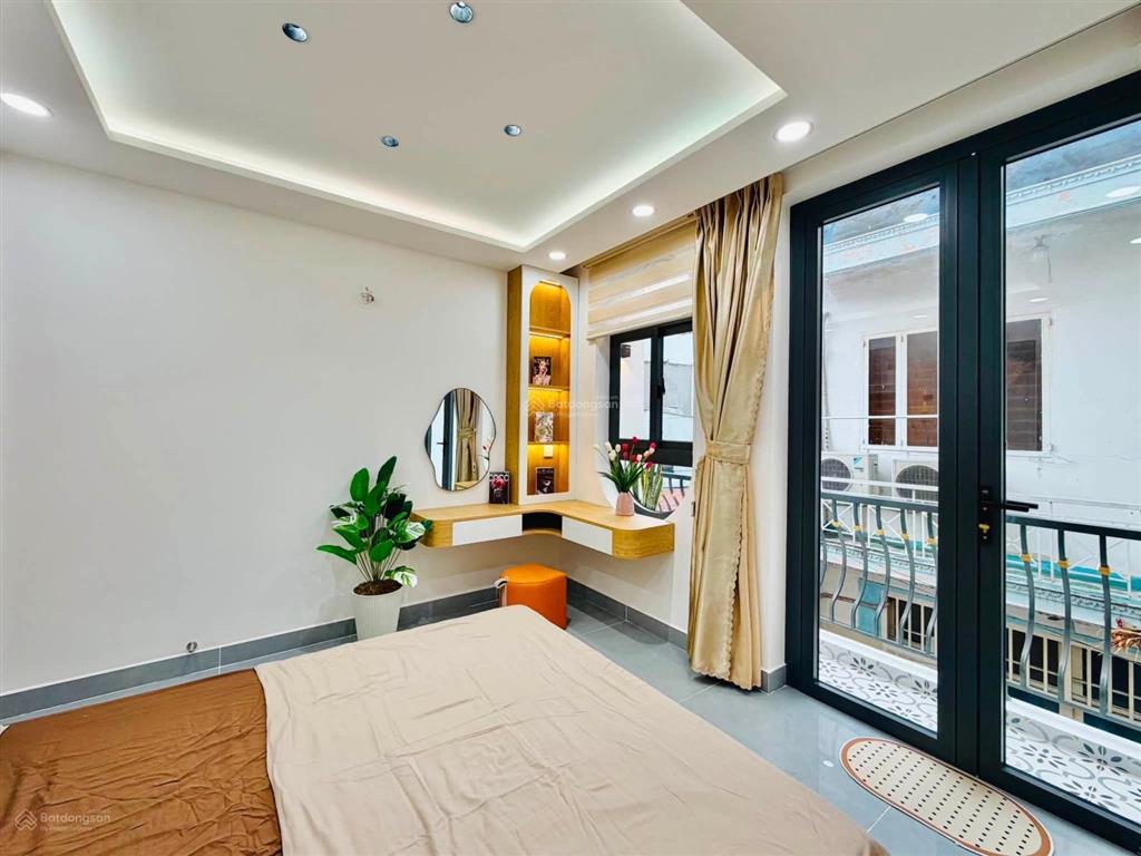 Lên sóng căn mini house 2 lầu hẻm 1 trục hẻm xe hơi  gần chợ hạnh thông tây quang trung p8 gò vấp