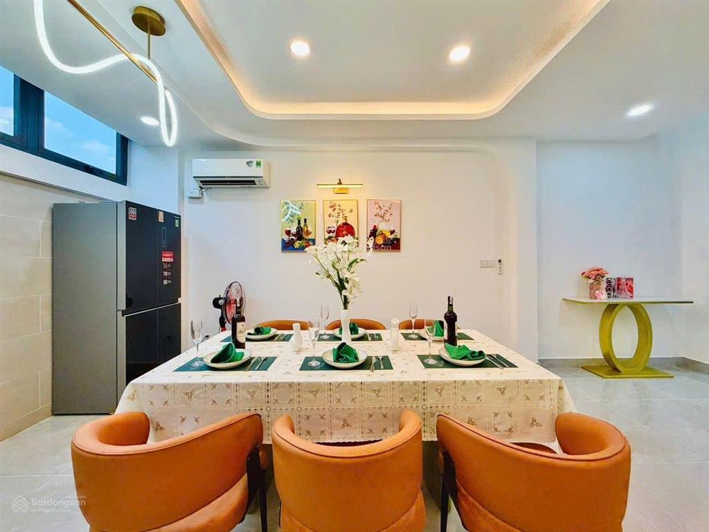 Giảm mạnh 1 tỷ nhà phố diện tích siêu khủng khu đồng bộ hẻm thông xe tải 4,5x17 trệt lửng 3 lầu