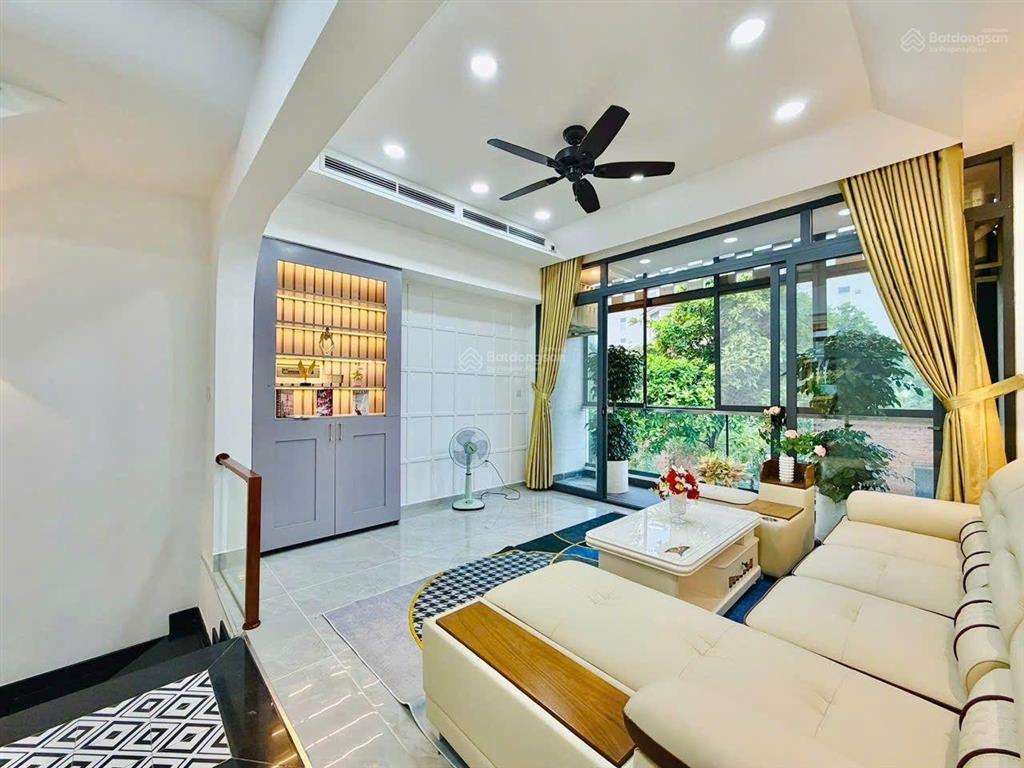 Giảm mạnh 1 tỷ nhà phố diện tích siêu khủng khu đồng bộ hẻm thông xe tải 4,5x17 trệt lửng 3 lầu