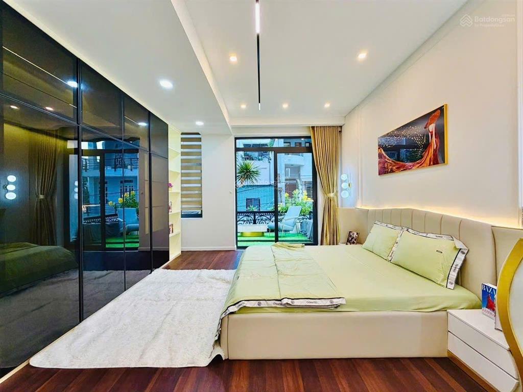 Giảm mạnh 1 tỷ nhà phố diện tích siêu khủng khu đồng bộ hẻm thông xe tải 4,5x17 trệt lửng 3 lầu