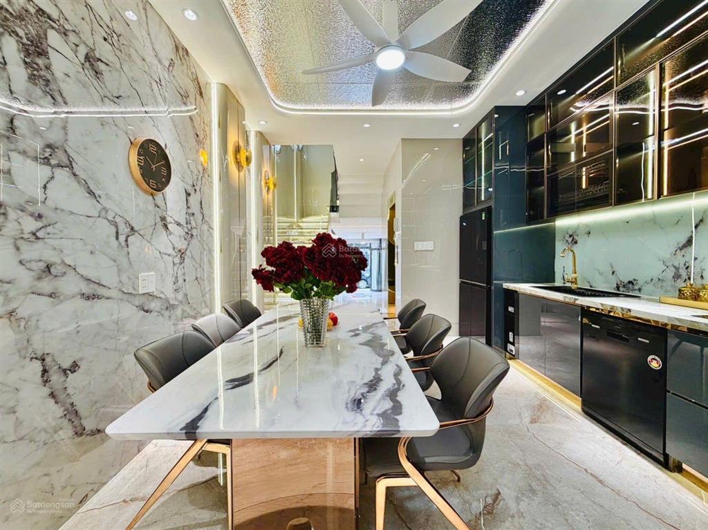 Luxury đẹp mê lòng người đường lê văn thọ, p.14 gò vấp  hẻm rộng 6m trệt lửng 4 lầu 4 x 18