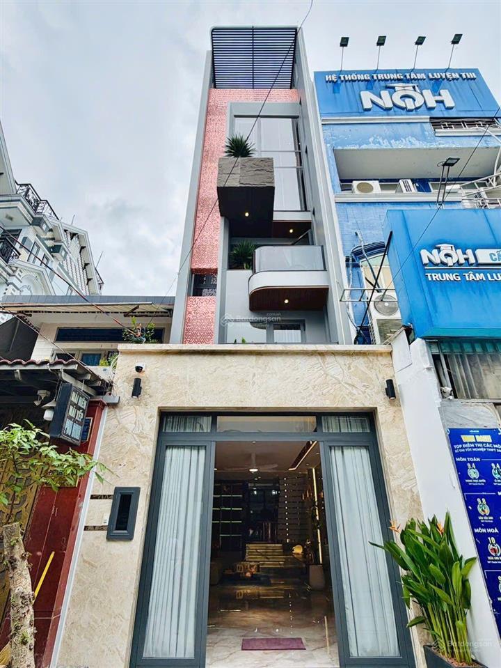 Luxury đẹp mê lòng người đường lê văn thọ, p.14 gò vấp  hẻm rộng 6m trệt lửng 4 lầu 4 x 18