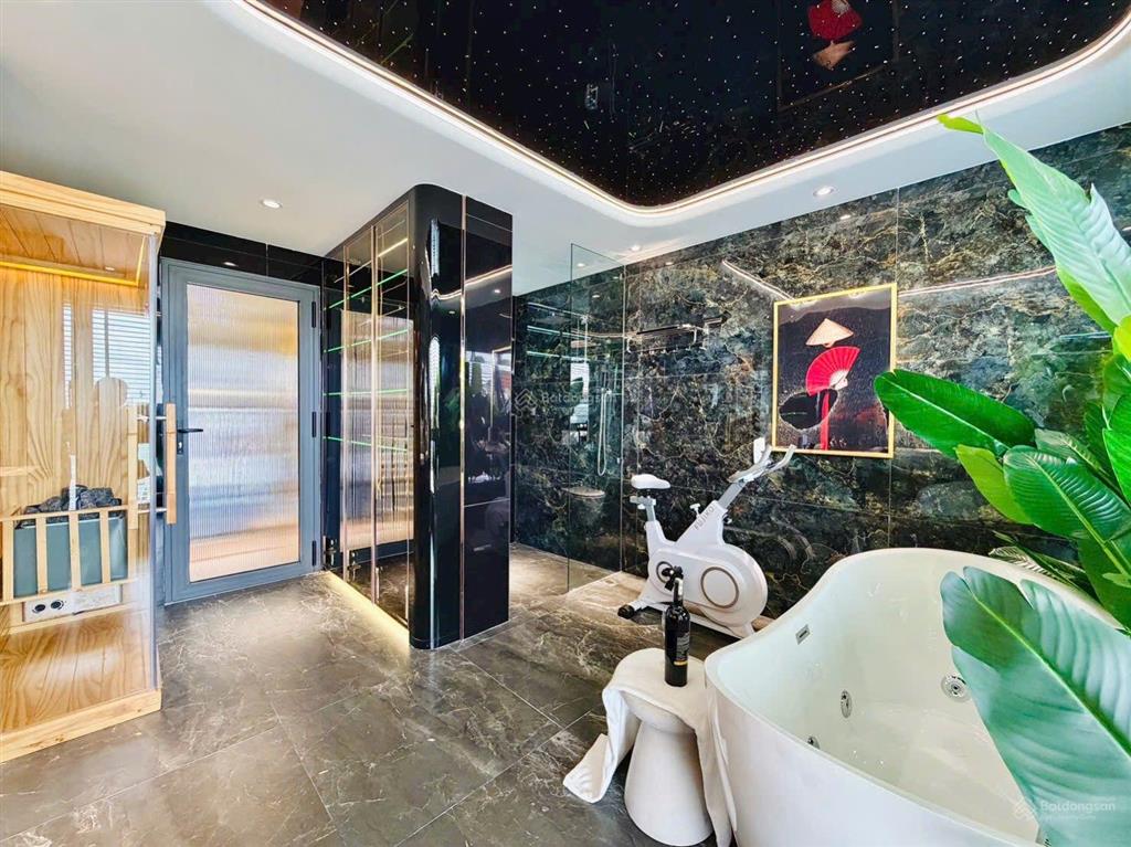 Luxury đẹp mê lòng người đường lê văn thọ, p.14 gò vấp  hẻm rộng 6m trệt lửng 4 lầu 4 x 18