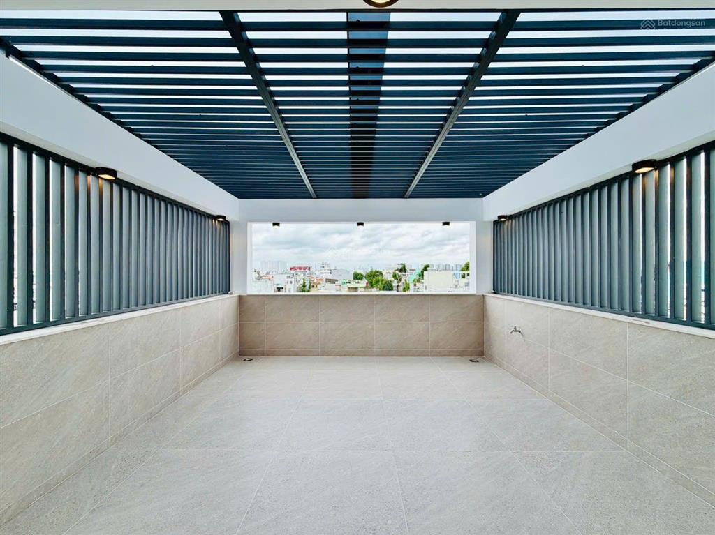 Luxury đẹp mê lòng người đường lê văn thọ, p.14 gò vấp  hẻm rộng 6m trệt lửng 4 lầu 4 x 18