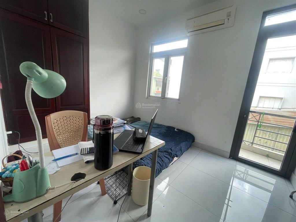 Nhà phố mặt tiền hẻm lớn nguyễn văn quá q12  dt  5x25 nhà 3 tấm, 7 phòng ngủ, đang cho thuê