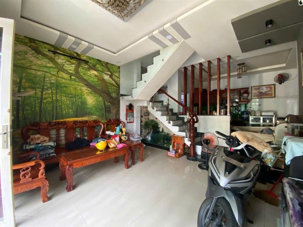 Nhà 3 tầng nguyễn văn quá quận 12 ngang 6,1m hiếm có giá chỉ 4,99 tỷ