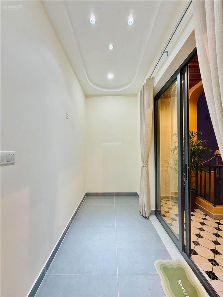 Nhà đẹp giá rẻ dt 4x16 nở hậu 4.2m trệt 1 lầu có 3pn full nội thất chỉ hơn 5ty x...