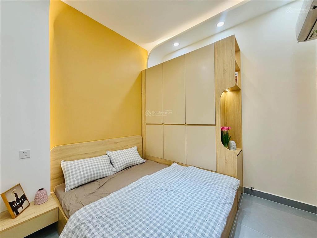 Nhà đẹp giá rẻ dt 4x16 nở hậu 4.2m trệt 1 lầu có 3pn full nội thất chỉ hơn 5ty x...