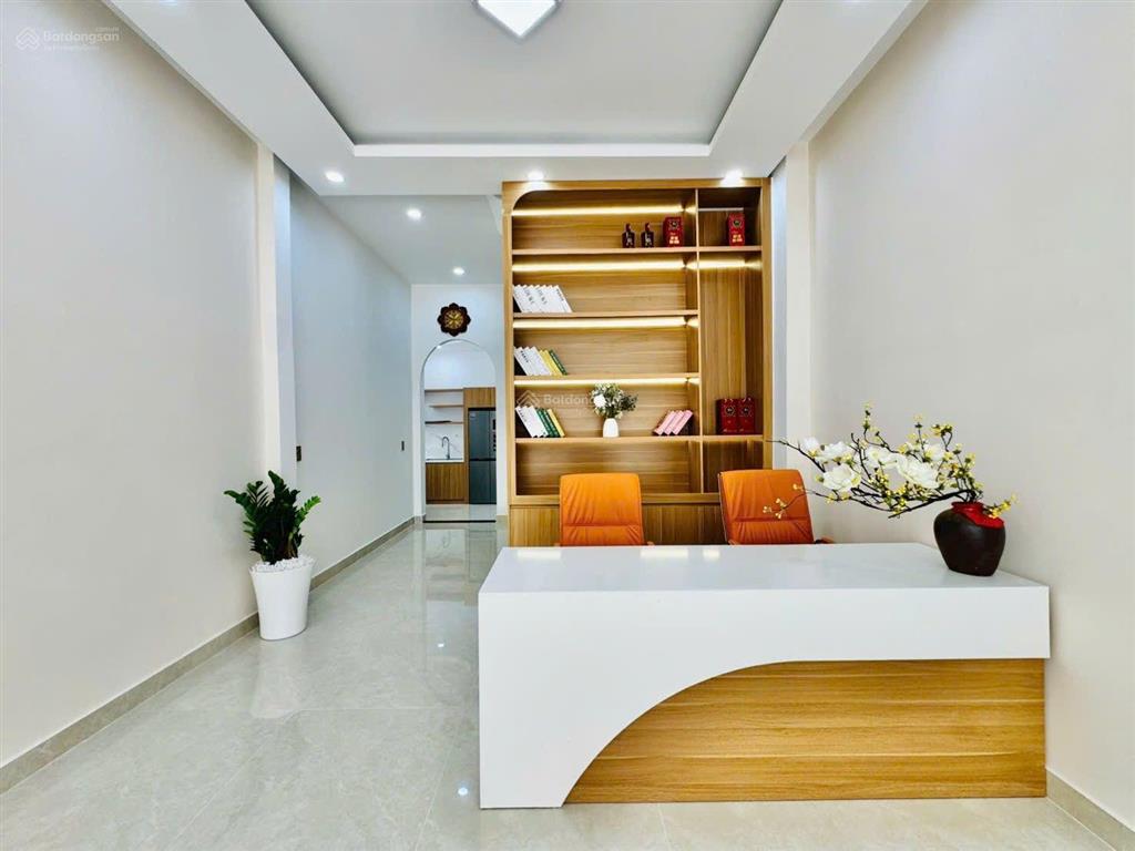 Nhà đẹp mặt tiền buôn bán kinh doanh đa ngành nghề đường bùi quang là p12 gò vấp 4x20 nở hậu 7.6m