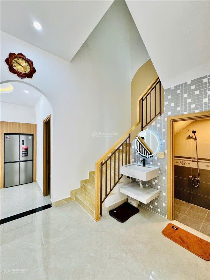Nhà đẹp mặt tiền buôn bán kinh doanh đa ngành nghề đường bùi quang là p12 gò vấp 4x20 nở hậu 7.6m