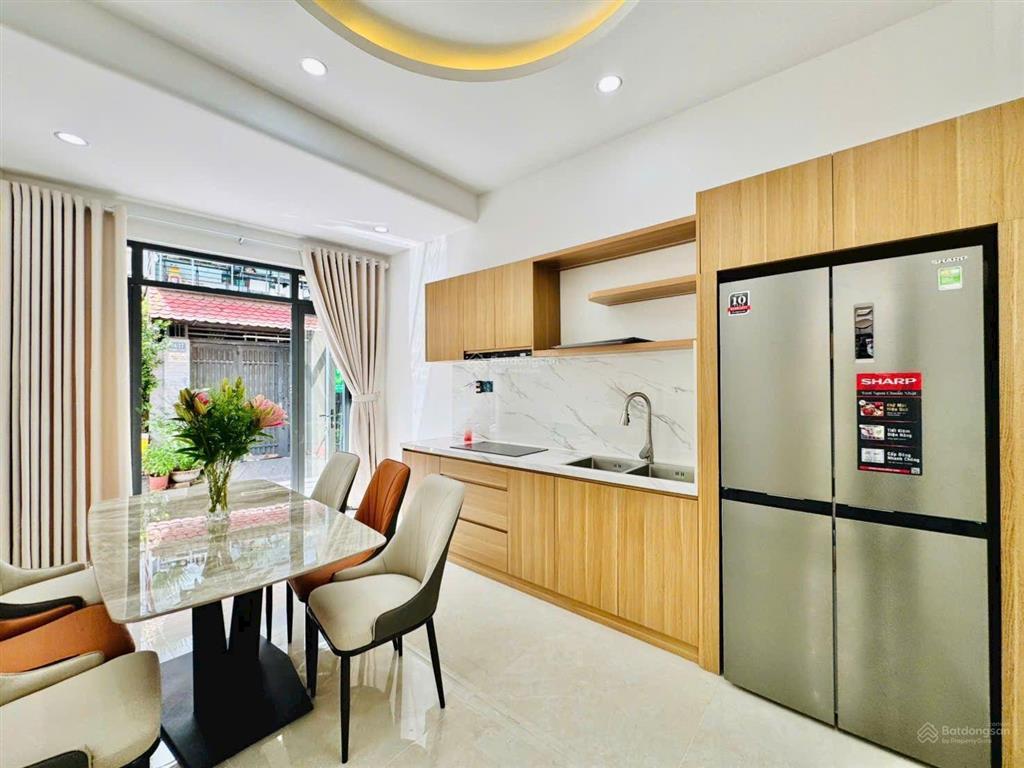 Nhà đẹp mặt tiền buôn bán kinh doanh đa ngành nghề đường bùi quang là p12 gò vấp 4x20 nở hậu 7.6m