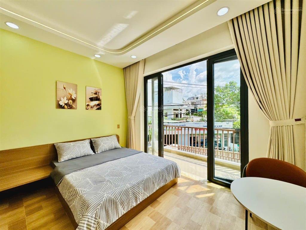 Nhà đẹp mặt tiền buôn bán kinh doanh đa ngành nghề đường bùi quang là p12 gò vấp 4x20 nở hậu 7.6m