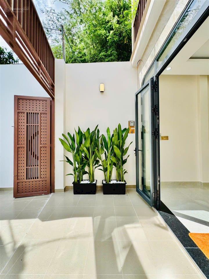 Nhà đẹp mặt tiền buôn bán kinh doanh đa ngành nghề đường bùi quang là p12 gò vấp 4x20 nở hậu 7.6m