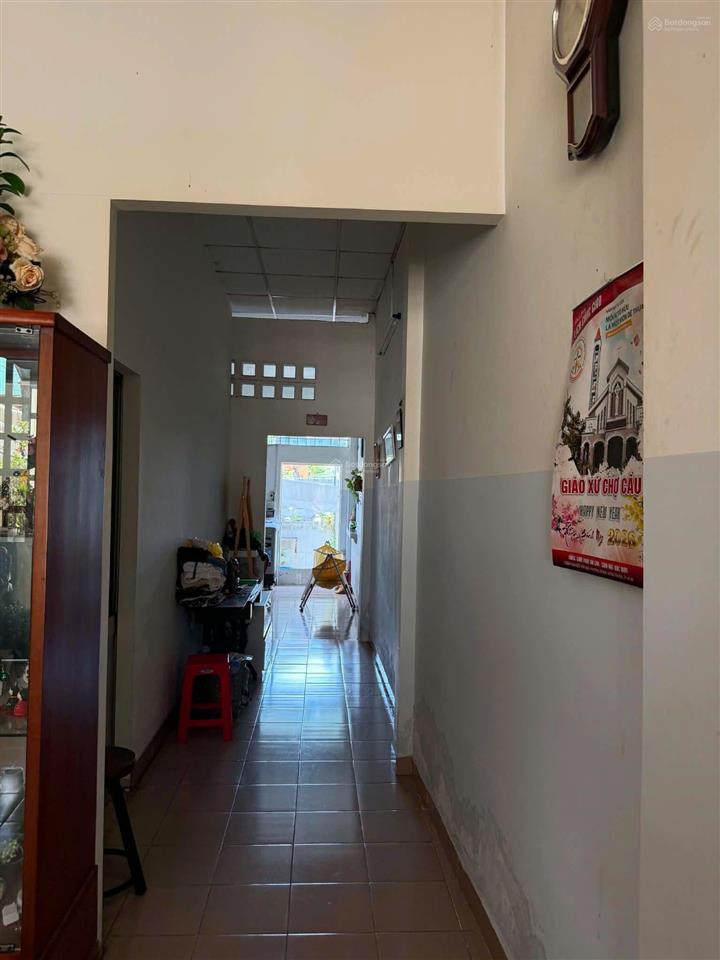 Nhà chính chủ cần bán gấp thuộc đường nguyễn văn quá q12 dt 4,4m x 22m nở hậu 7,4m