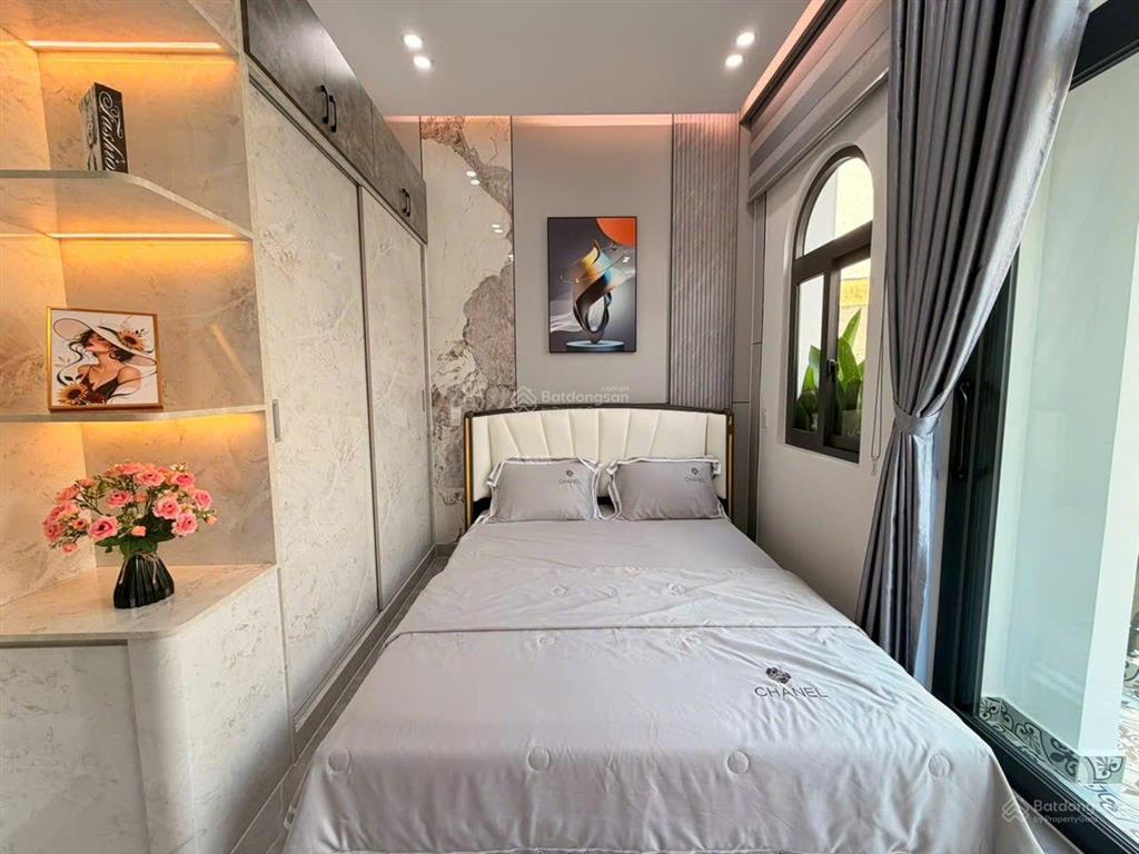 Siêu phẩm đẹp mê ly có 3pn đường nguyễn tư giản f12 gò vấp hẻm xe hơi  gần nhà ga t3