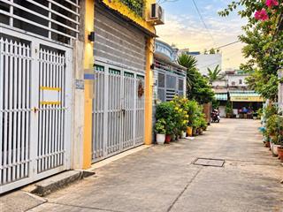 Bán nhà nguyễn văn quá quận 12 hẻm ô tô thông giá hơn 3 tỷ x... nhà sổ hồng riêng