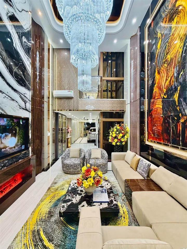 Nhà phố luxury  đối diện chung cư khang gia kế bên siêu thị emart 4 x 21 nhà 6 tầng hẻm thông 8m