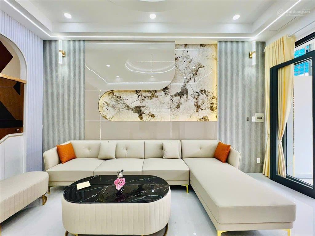 Giảm mạnh bán gấp nhà đẹp hẻm to diện tích to  ngay siêu thị emart phan huy ích gò vấp