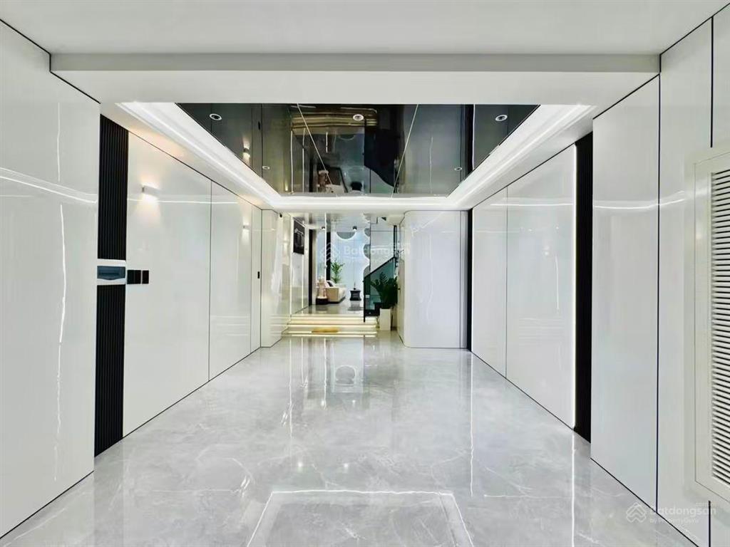 Giảm sâu 1.5 tỷ xây mới thang máy ô tô ngủ 4x15 4 tầng st cv làng hoa giá mới còn 11.4 tỷ
