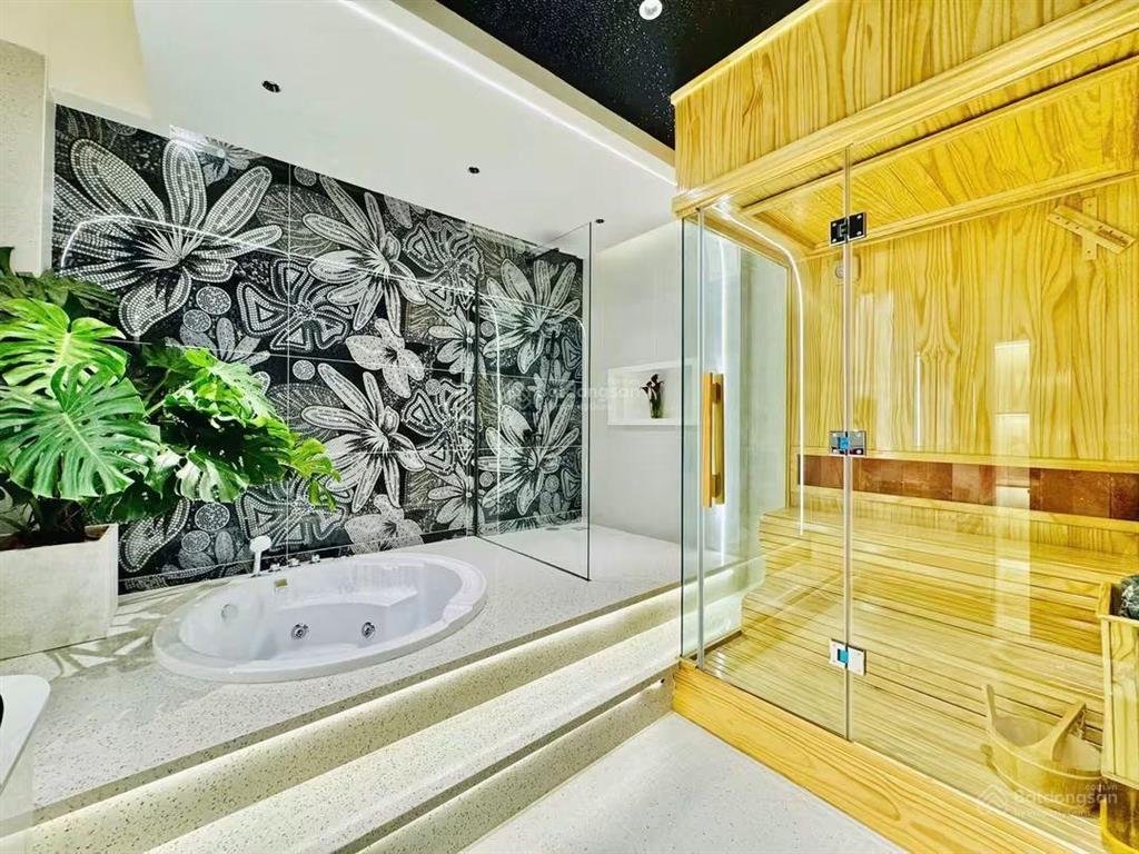 Giảm sâu 1.5 tỷ xây mới thang máy ô tô ngủ 4x15 4 tầng st cv làng hoa giá mới còn 11.4 tỷ