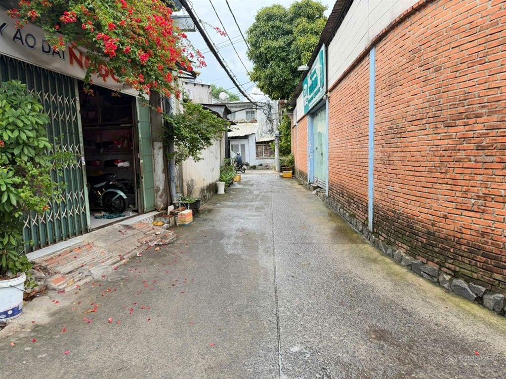 Hàng thơm rẻ lắm nguyễn văn quá q12 sát gò vấp diện tích khủng gần 90m2 hẻm thông xe tải